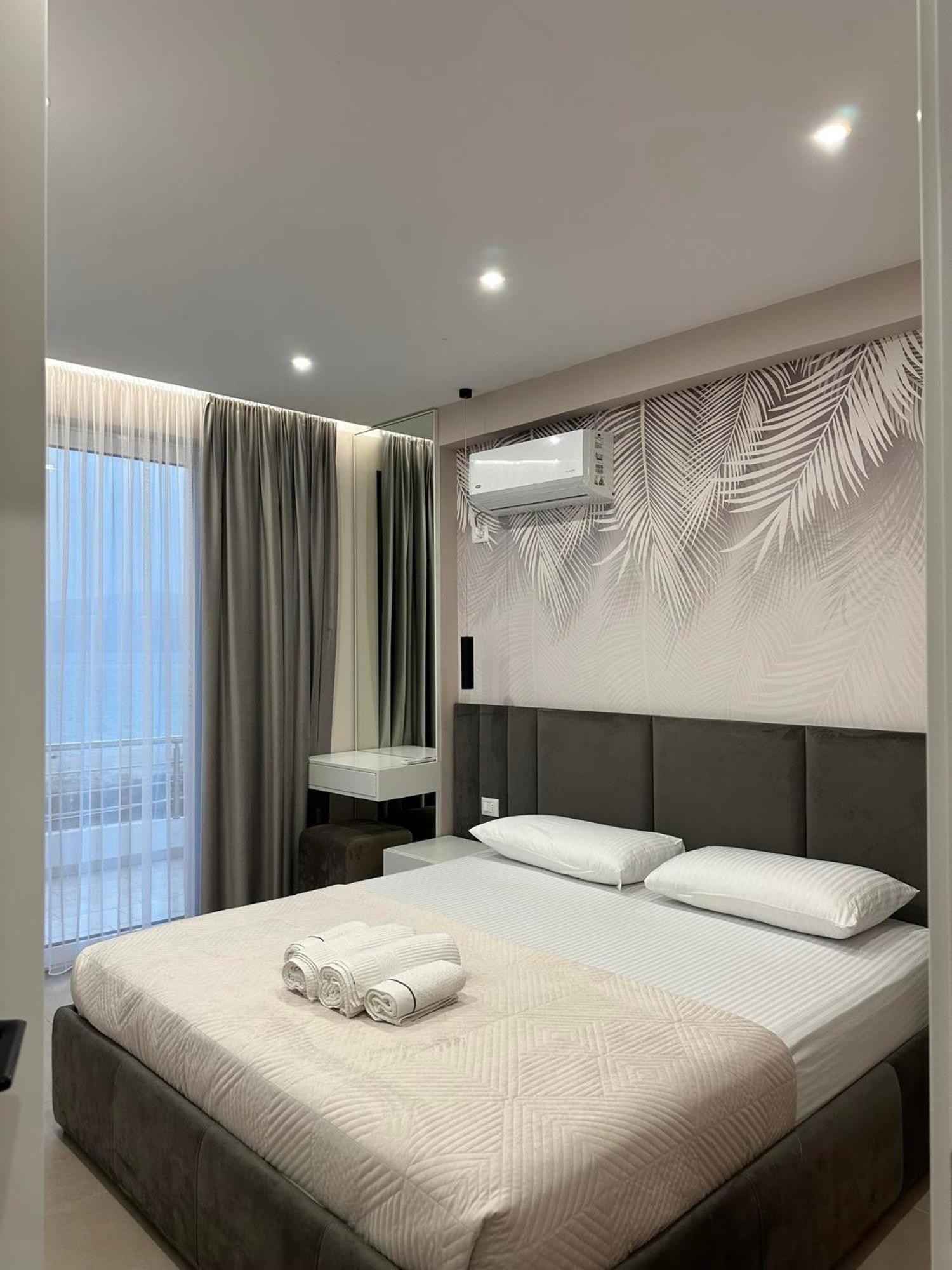 Sea View Apartment Luxury Vlora Kültér fotó