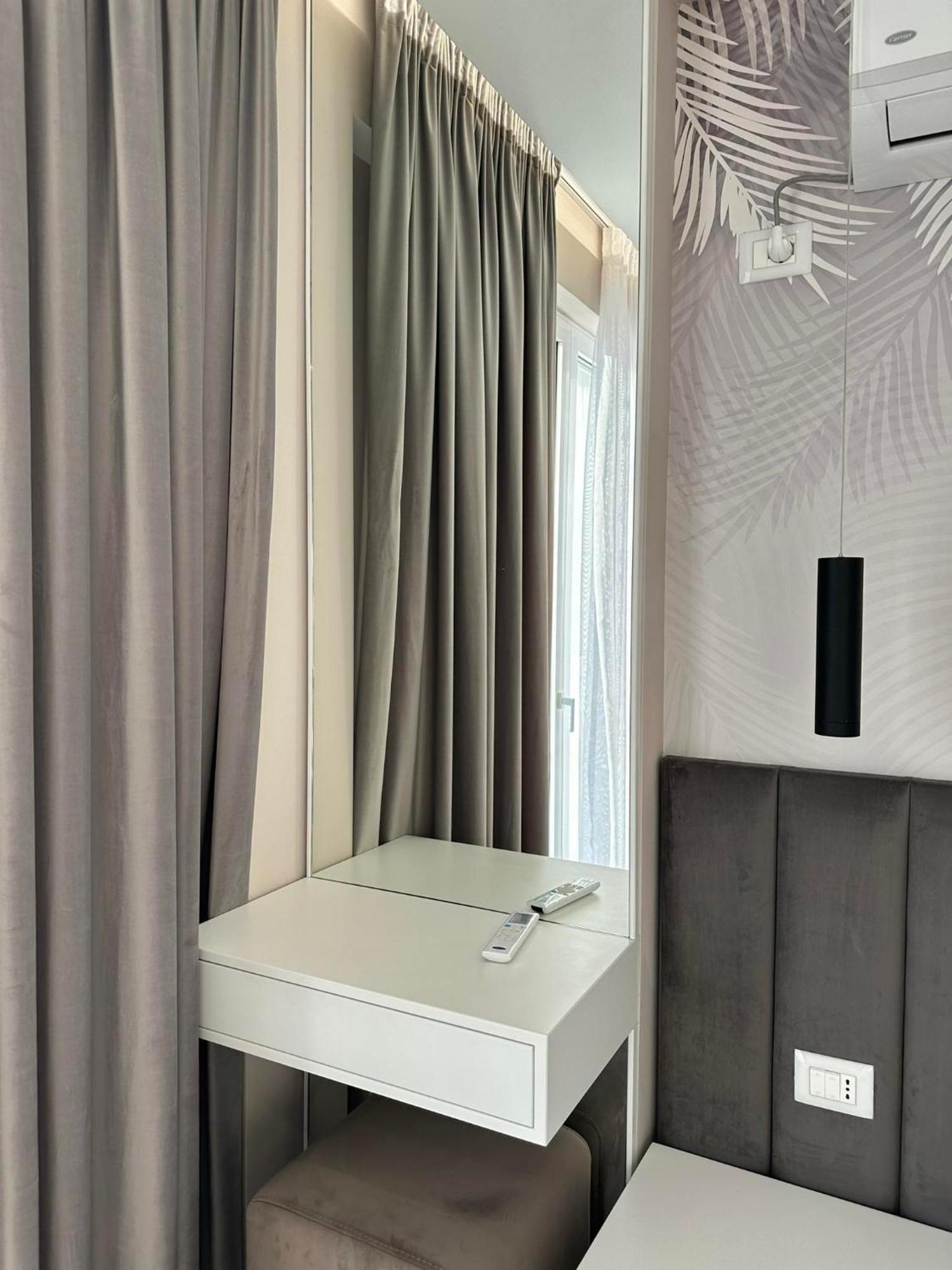 Sea View Apartment Luxury Vlora Kültér fotó