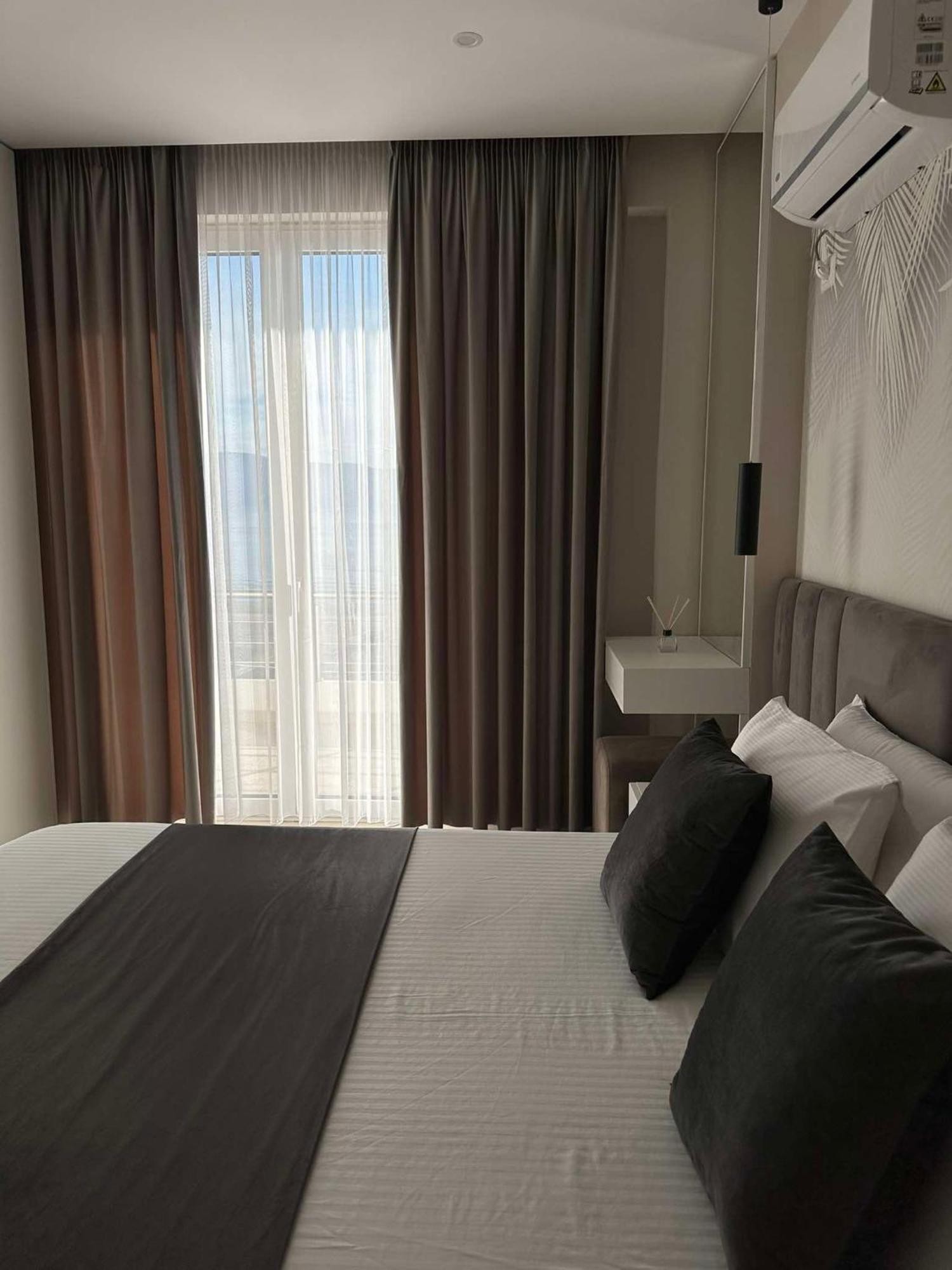Sea View Apartment Luxury Vlora Kültér fotó