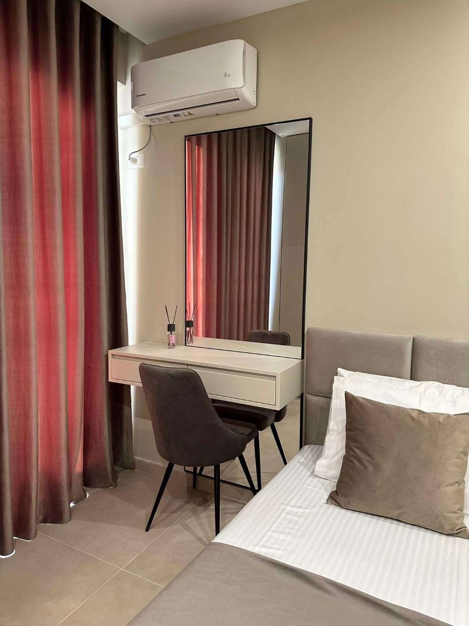 Sea View Apartment Luxury Vlora Kültér fotó